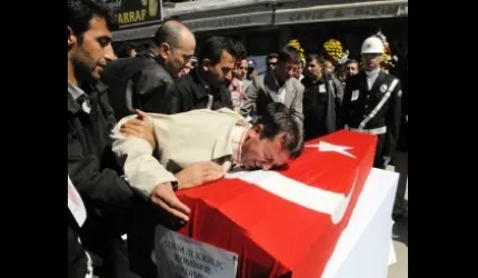 Yahyalı şehidini gözyaşlarıyla uğurladı