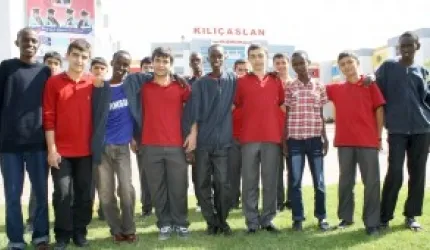 Somalili öğrenciler Kılıçaslan Lisesi´nde okuyacak