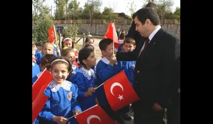 Kayseri Valisi Orhan Düzgün:Eğitimi Kutsal Sayarız