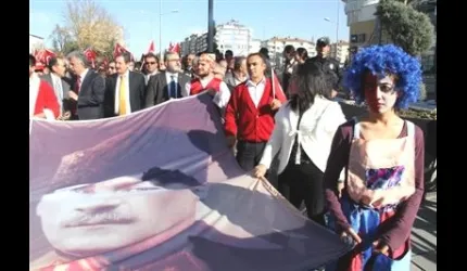 Kayseri'de Cumhuriyet Yürüyüşü