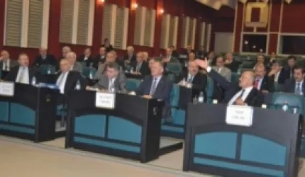 MECLİS’TE MUHALEFET VAR