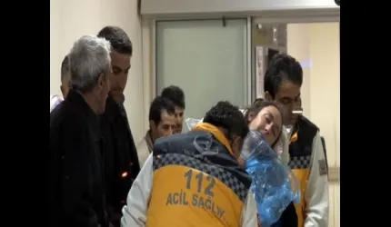İneğin Çarptığı Kadın Hastaneye Kaldırıldı