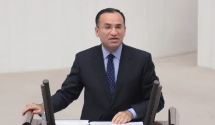 Adalet Bakanlığı’nda devir-teslim töreni