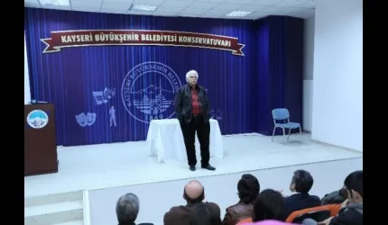 Ünlü Yönetmen Semih Sergen Öğrencilerle Söyleşide Buluştu
