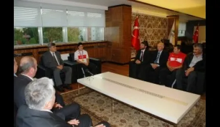 Şampiyon altınla ödüllendirildi