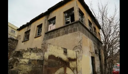 Sırçalı Kümbet İle Gavremoğlu Evi Melikgazi Belediyesine Emanet