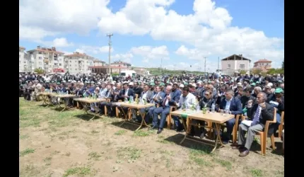 Bünyan'da Çiftçi Günü'nde Köylüler Şükür Duasına Çıktı