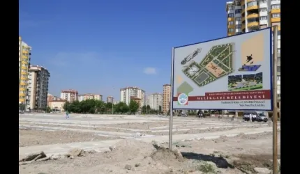 Köşk Mahallesine Çok Amaçlı Ve Büyük Öyçekli Park Yapımı