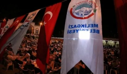 Kayserili Sahurda Buluştu