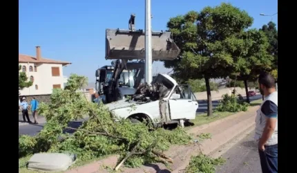 Kağıt Gibi Katlanan Otomobilden Sağ Çıktılar