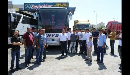 Otobüsleri Arızalanan Yolcular 8 Saat Bekledi