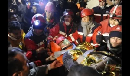Bayram Otel Yıkıldı