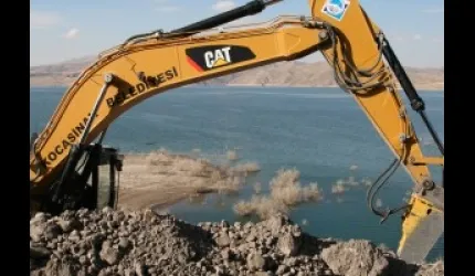 Yamula Barajı Sahil Yolu'nda ikinci etaba geçildi