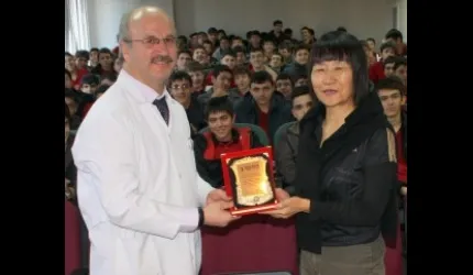 Doç. Dr. Li Shuzhen: Farklı diller öğrenmek insanı iyimserliğe götürür