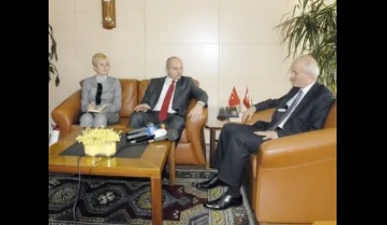 Polonya Büyükelçisi, 70 yıl sonra yeniden uçak üretimi için teklifte bulundu
