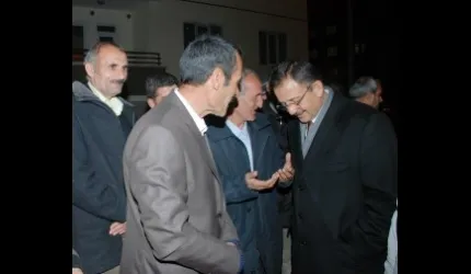 Özhaseki, Kayseri'de ağırlanan depremzedeleri ziyaret etti