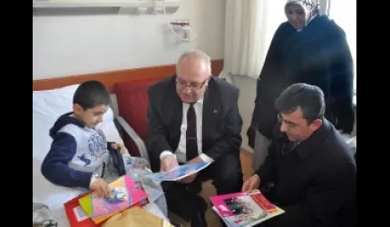 Karnesini hastanede aldı