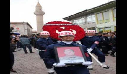 Şehit Erdem, Kayseri'de son yolculuğuna uğurlandı