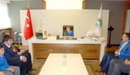Minik belediye başkanı tasarrufçu çıktı