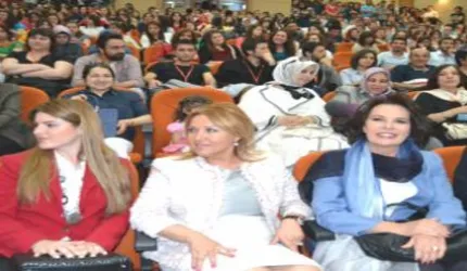 Hülya Koçyiğit: "Sinema Sanatçısı Olmam Annemin Gönlünde Vardı"