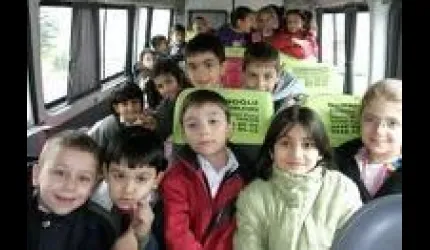 Veliler, çocuklarını servisin içindeyken de takip edebilecek
