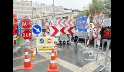 Kurşunlanan trafik levhalarının ekonomiye faturası 34 milyon lira