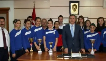 Özel İdare´nin "altın" kızları