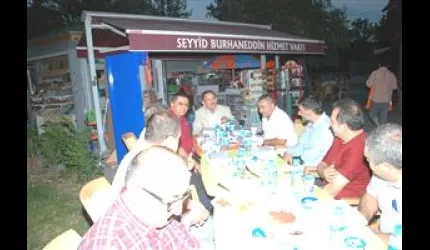 Başkan Özhaseki Vatandaşlarla İftar Yaptı