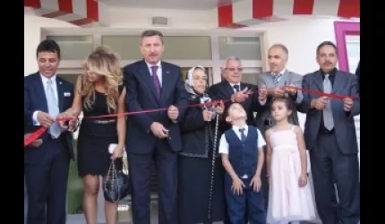 Hayırsever işadamı, annesi ve babası adına anaokulu yaptırdı