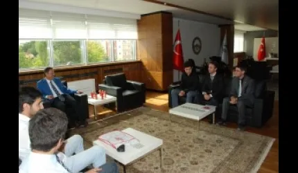Türk Talebe Birliği´nden Özhaseki´ye ziyaret