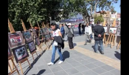 `Arakan'da insanlık dramı´ fotoğraf sergisi açıldı