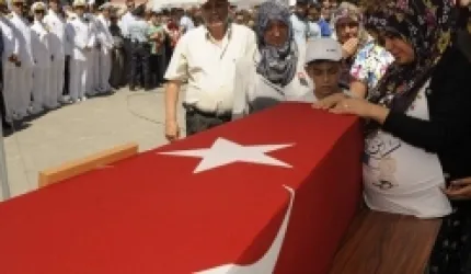 Siirt'te helikopter düştü: 17 asker şehit