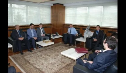 MÜSİAD Gençlik Kurulu'ndan Özhaseki'ye Ziyaret